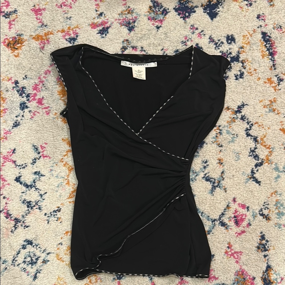 Max Studio black top